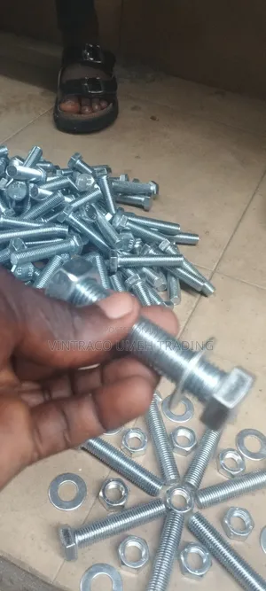 M16 X 80mm Bolt Nut and Washer, Grade 8.8, Galvanized