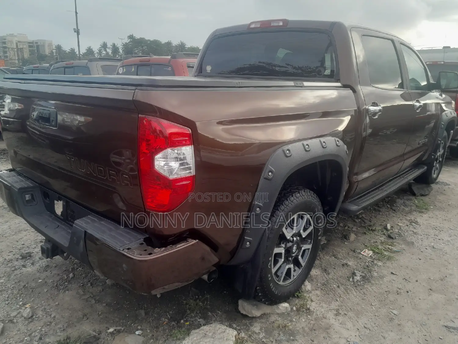Toyota Tundra 2018 Brown