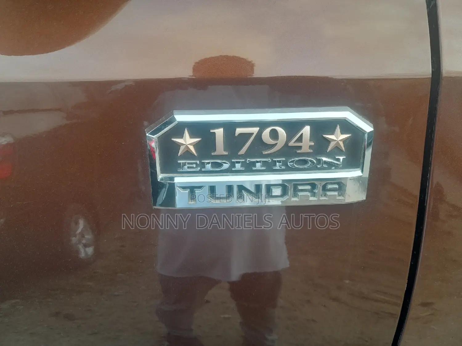 Toyota Tundra 2018 Brown