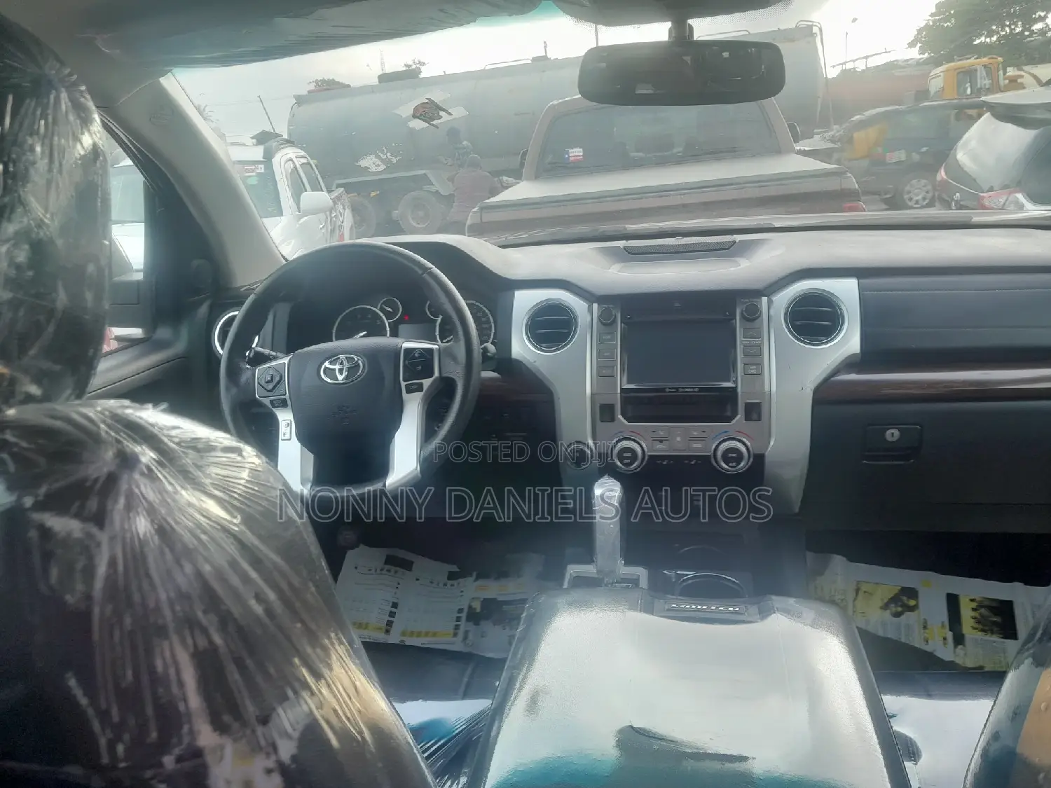 Toyota Tundra 2018 Brown