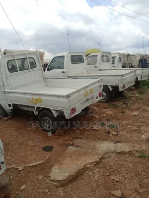 Photo - Daihatsu HIJET 2005 White