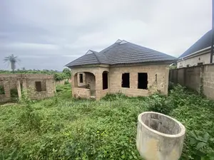 Photo - 8bdrm Bungalow in Elewuro , Akobo for sale