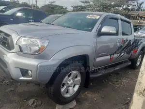 Toyota Tacoma TRD PRO V6 4dr Double Cab 4WD 5.0 ft. SB (4.0L 6cyl 6M)