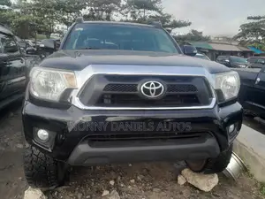 Toyota Tacoma PreRunner V6 4dr Double Cab 6.1 ft. SB (4.0L 6cyl 5A)