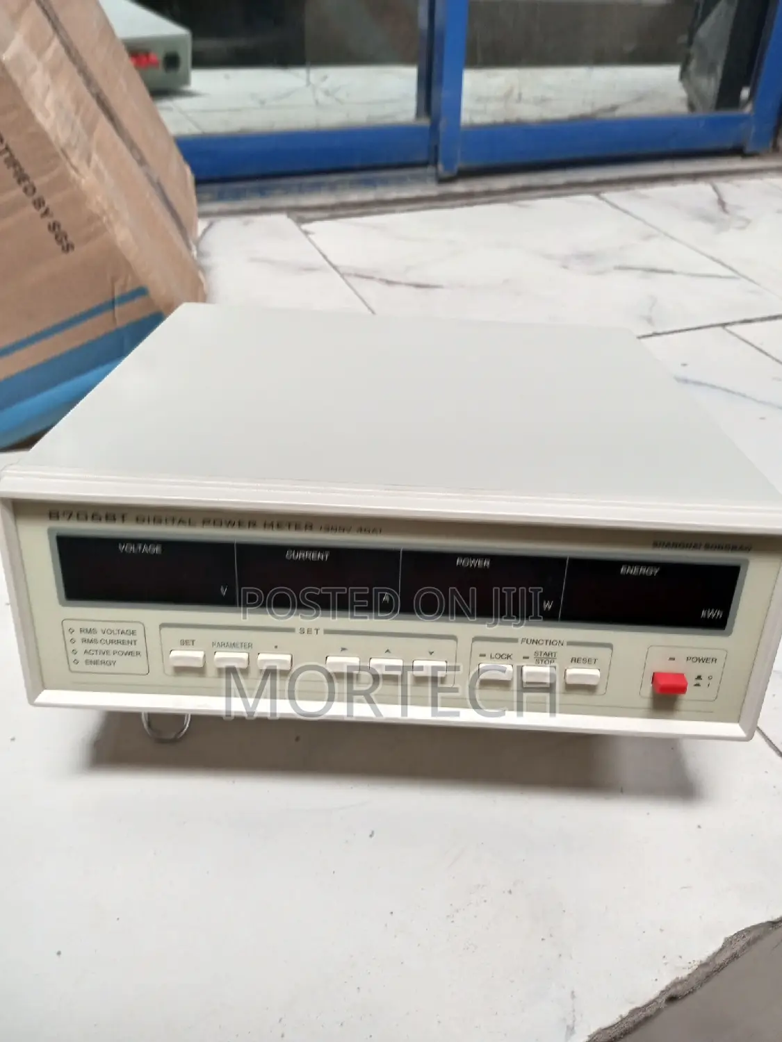 Digital Power Meter