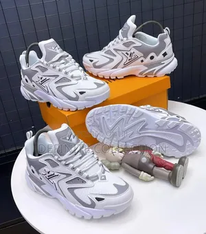 LOUIS VUITTON Luxury Sneakers