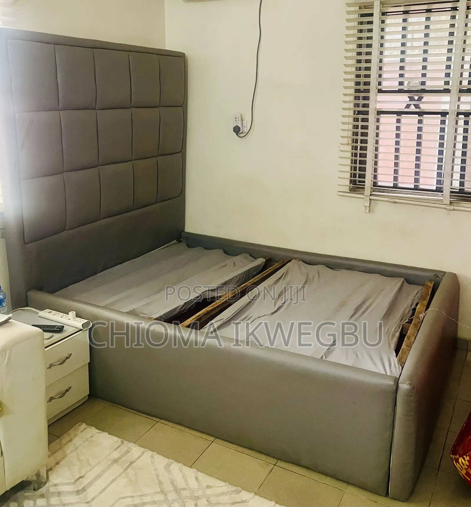 4.5x6 Bedframe With Side Drawer