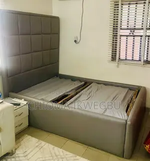 4.5x6 Bedframe With Side Drawer