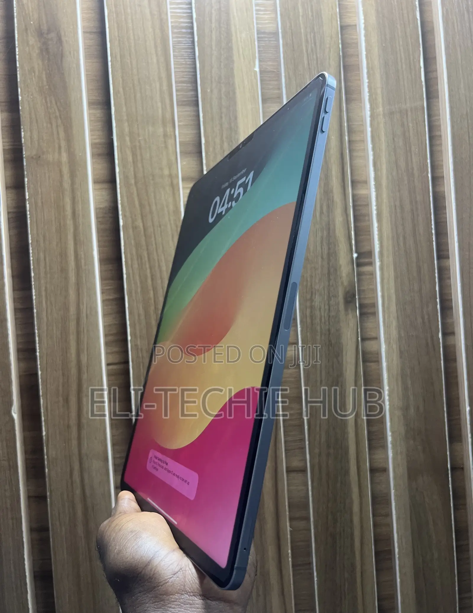 Apple iPad Pro 12.9 (2022) 1 TB Gray