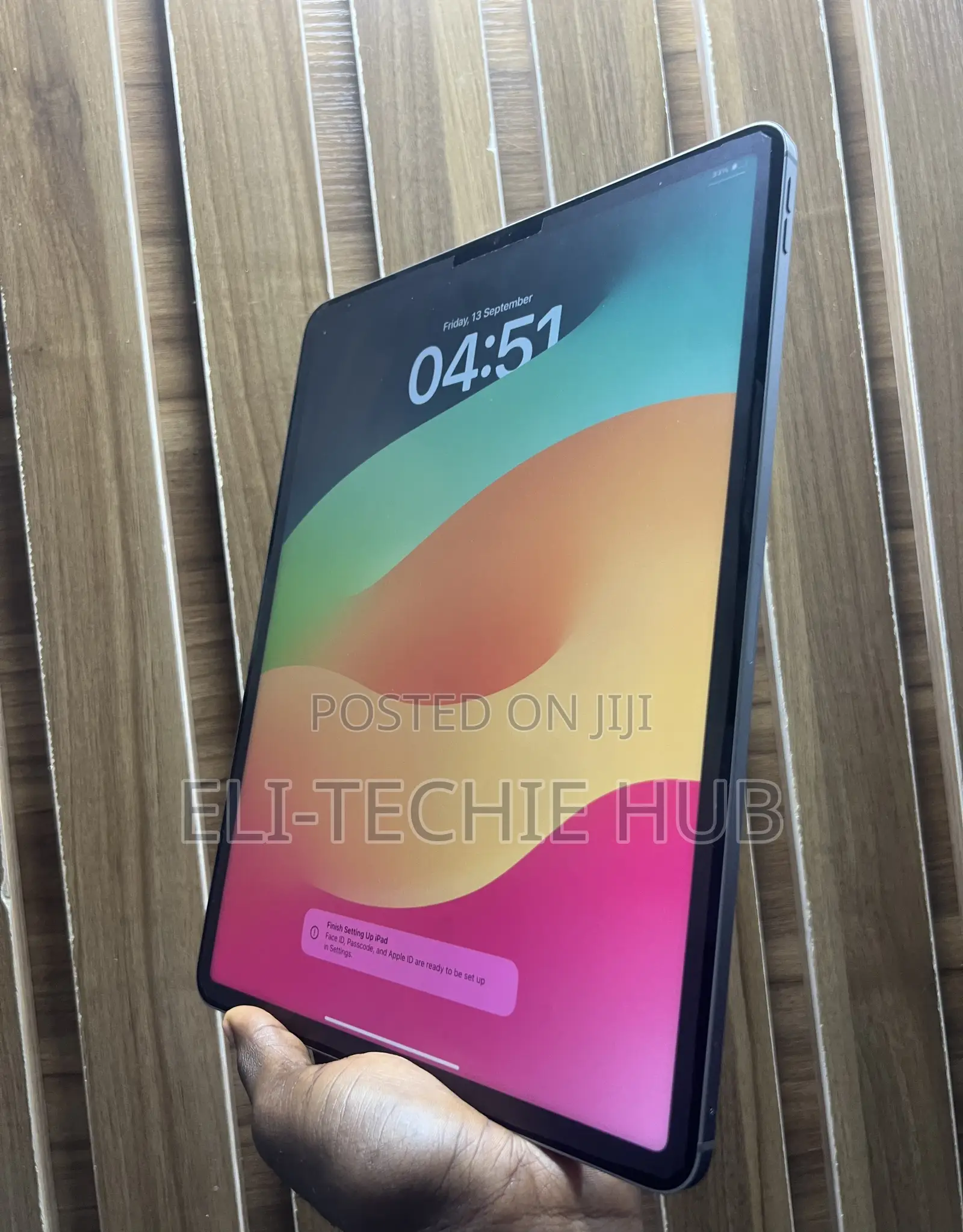 Apple iPad Pro 12.9 (2022) 1 TB Gray