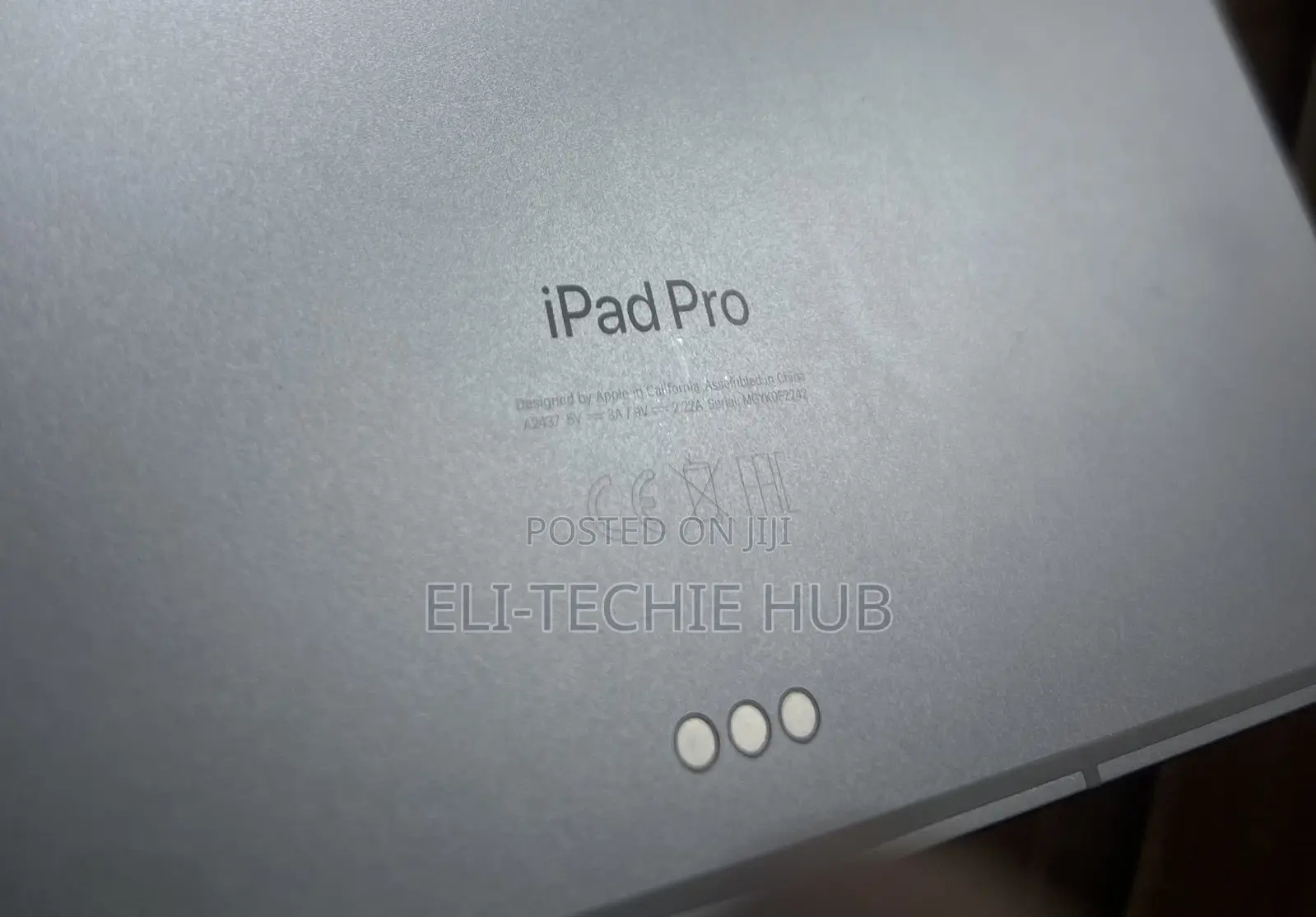 Apple iPad Pro 12.9 (2022) 1 TB Gray
