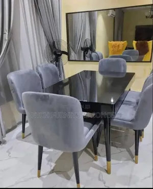 Standard 6 Seaters Dining Set