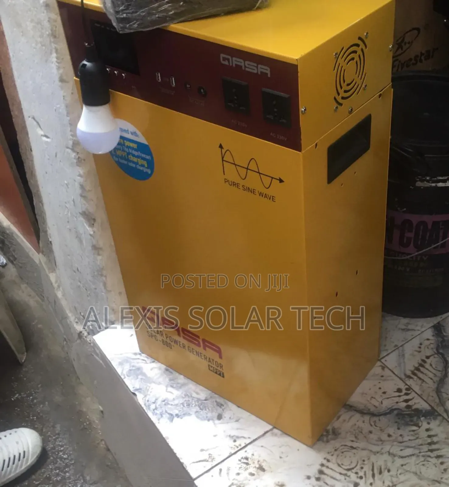 800 Watts Qasa Solar Generator