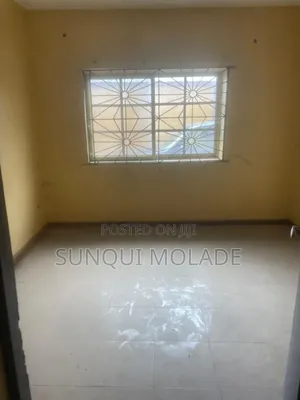3 Bedroom Office for Rent in Ogba