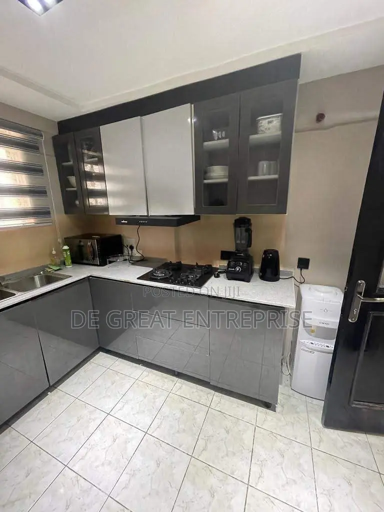 Serviced Shortlet Apartment