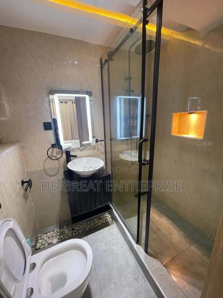 Serviced Shortlet Apartment