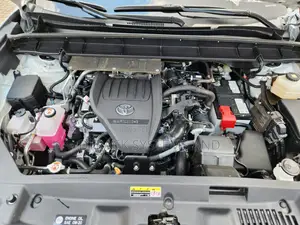 Toyota Highlander XLE AWD 2023 White