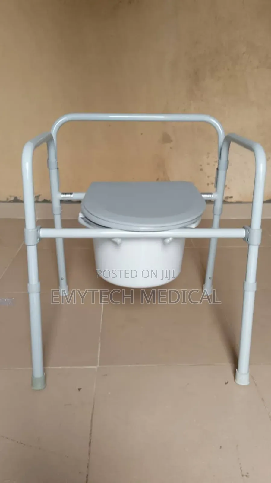 Foldable Bedside Commode Seat