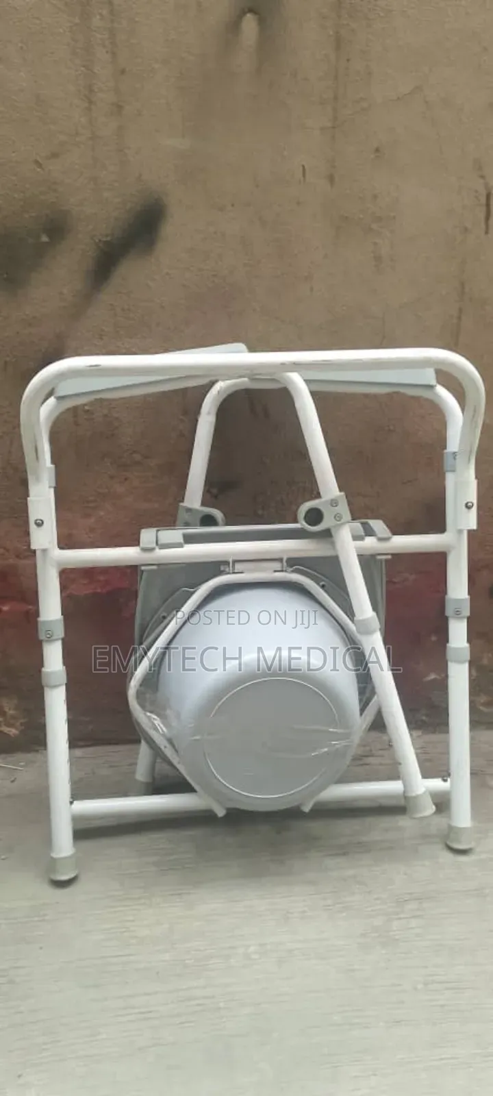 Foldable Bedside Commode Seat