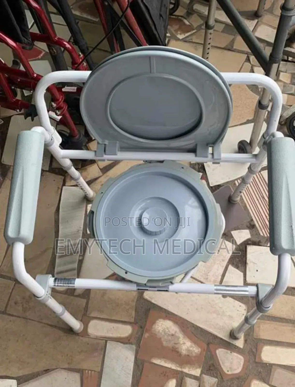 Foldable Bedside Commode Seat