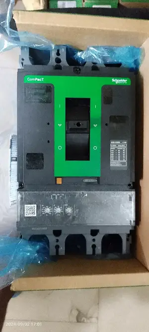 Original Schneider 630ahms 3pole McCb Breaker