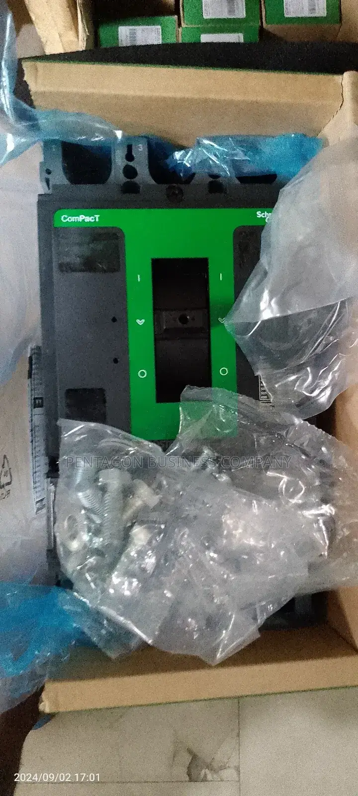 Original Schneider 630ahms 3pole McCb Breaker