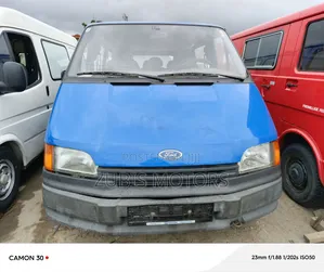 Ford Transit 2000 Blue