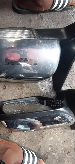 Side Mirror Mitsubishi Pajero 2008