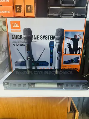 VM560 Wireless Microphone System
