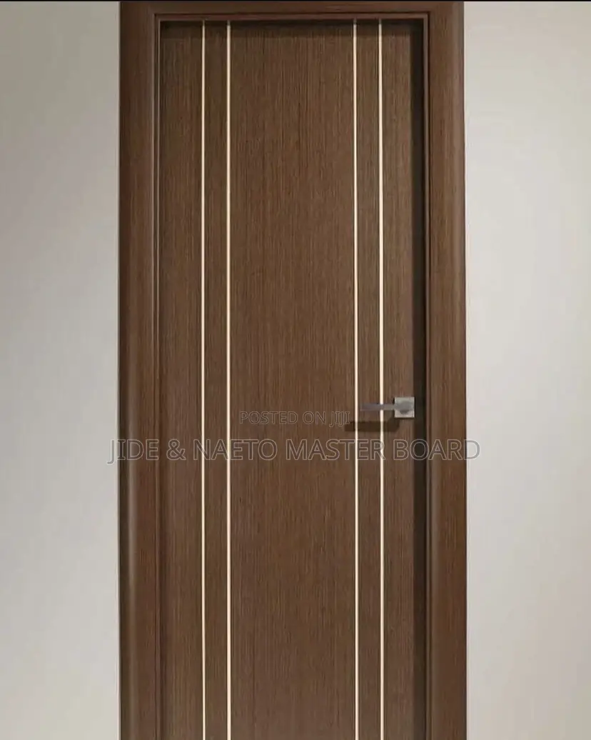 Flush / Wooden Doors