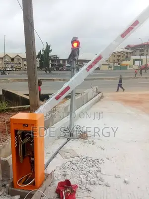 6 Meters Remote Controlled Boom Barrier System With 2 Remote