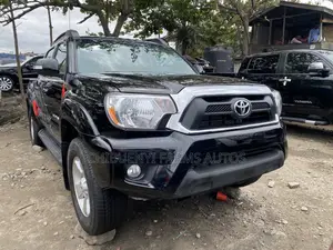 Toyota Tacoma 2015 Black