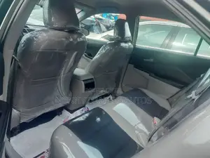 Toyota Camry LE 4dr Sedan (2.5L 4cyl 6A) 2013 Gray