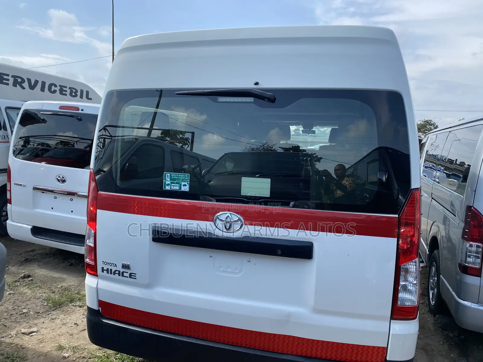 Toyota HiAce 2021 White