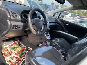 Toyota Corolla Verso 2008 Gray