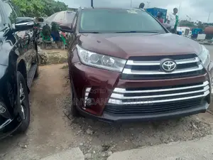 Toyota Highlander 2017 Burgundy