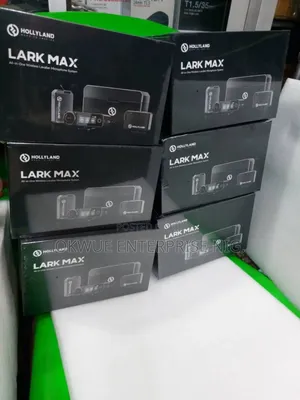 Hollyland Dual Wireless Microphone Lark Max
