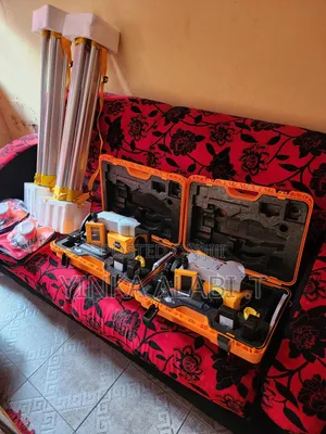 Brand New Geomax Total Station
