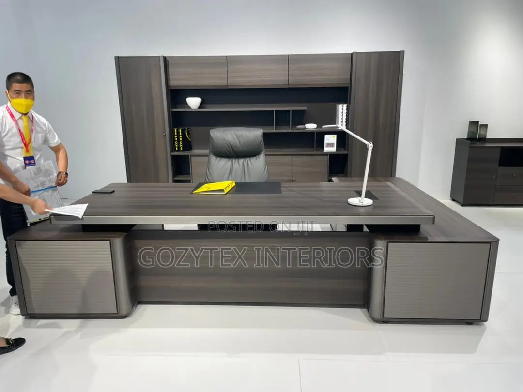 3 Meters Executive Office Table