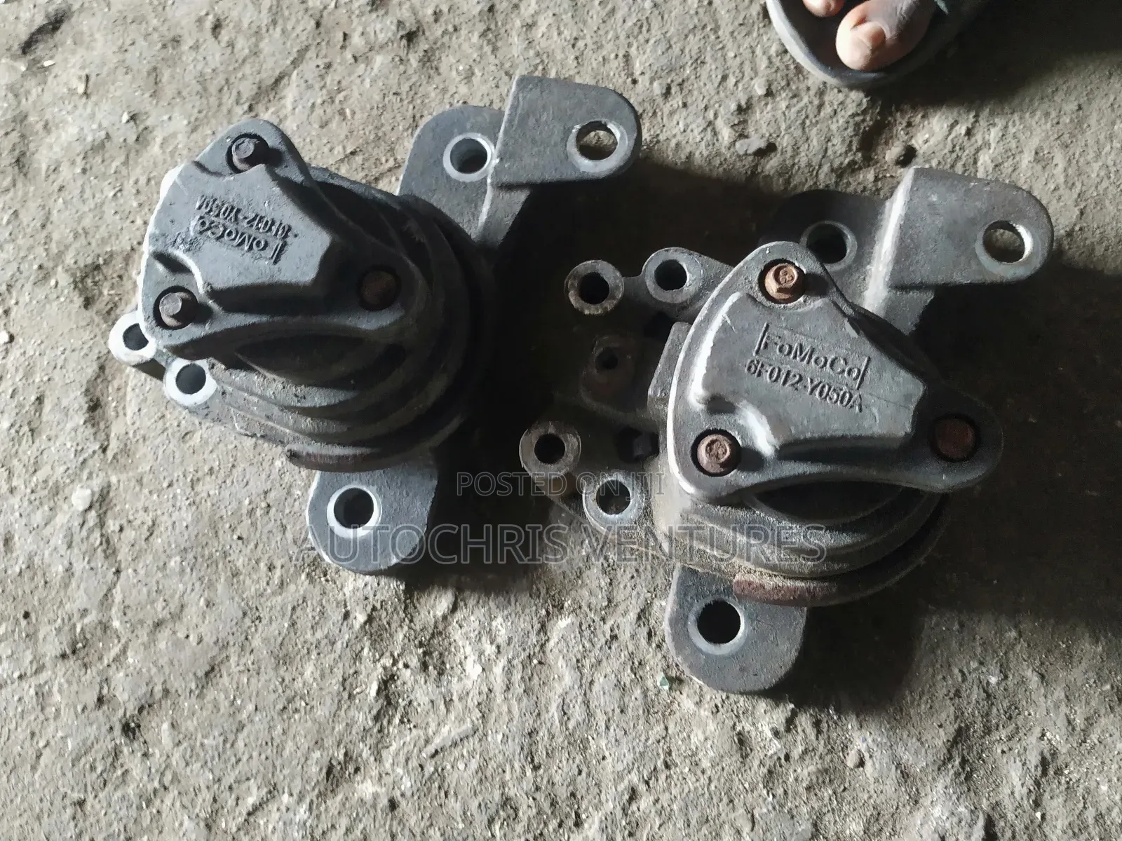 Engine Seat for Ford