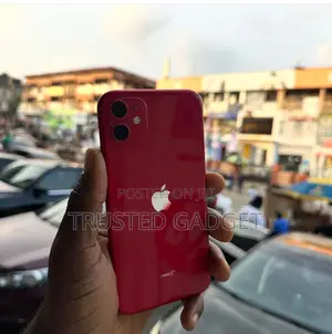 Apple iPhone 11 64 GB Red