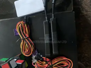 GPS Car Tracker Device With Installation