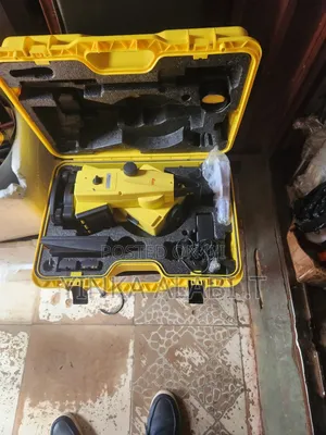 Brand New Leica Builder 206 Total Station