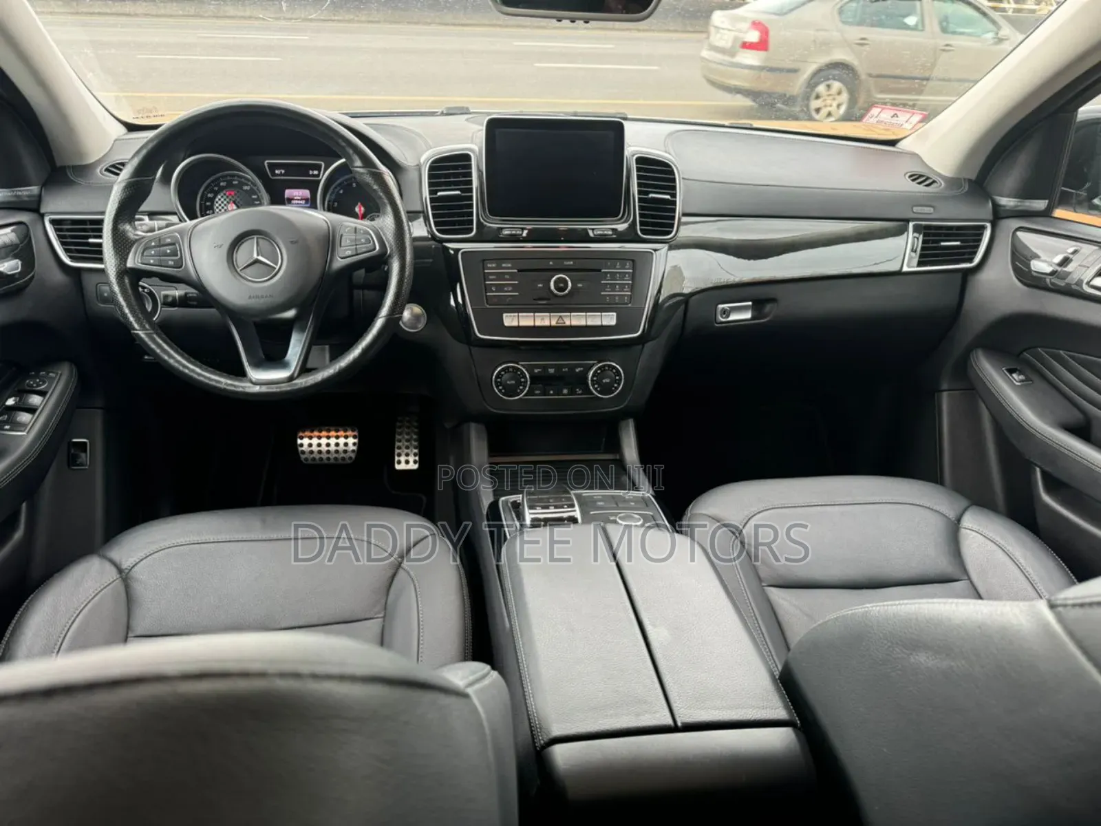 Mercedes-Benz GLE-Class 2016 Silver