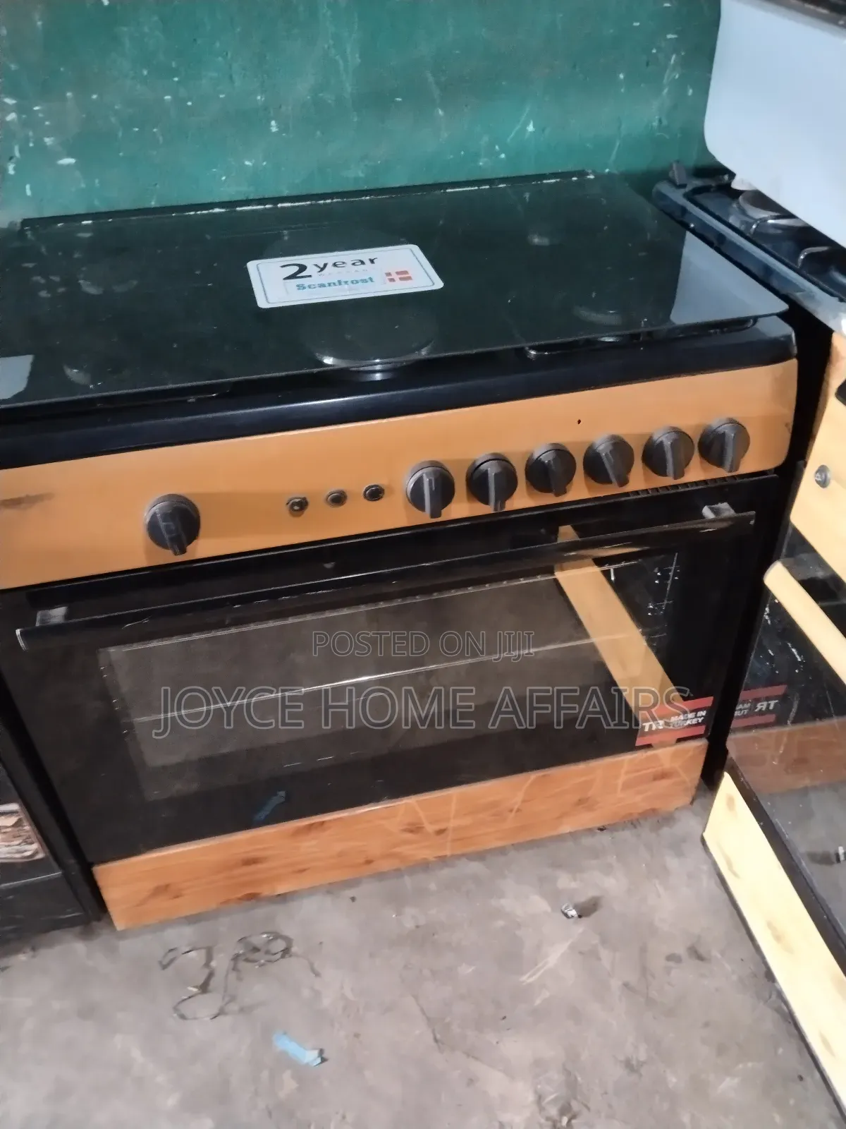 Formica 60 by 90 Standing Gas Cookers