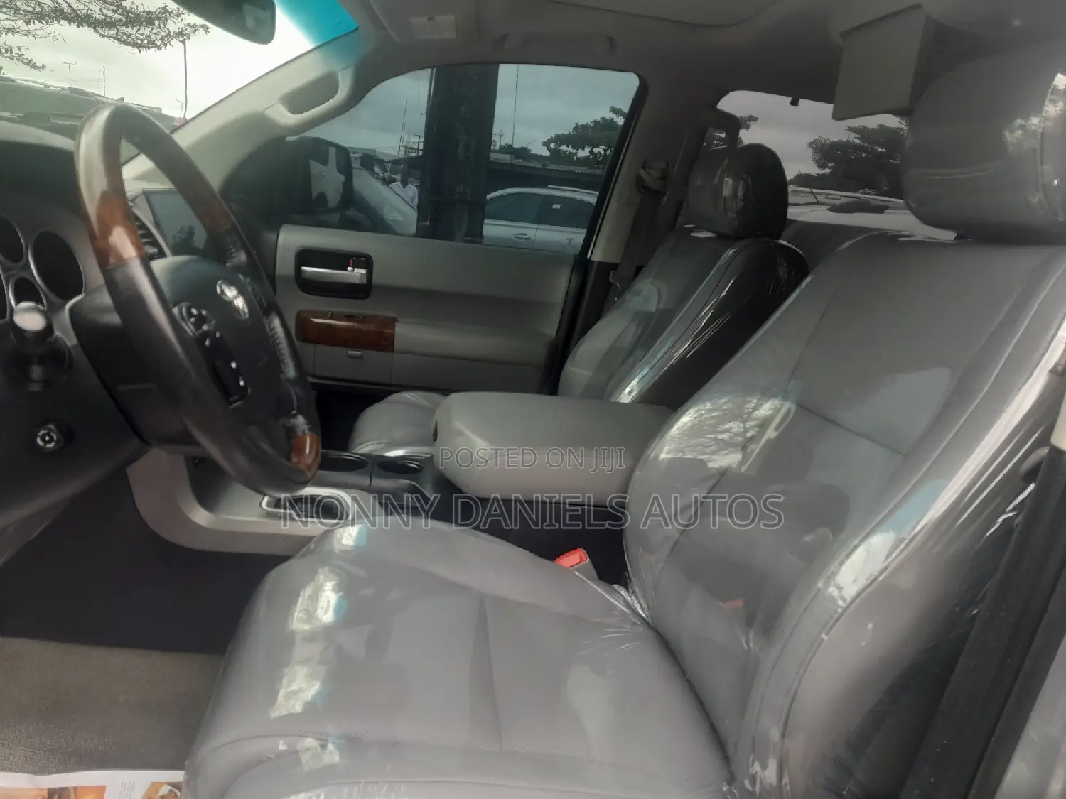 Toyota Sequoia 2015 Silver