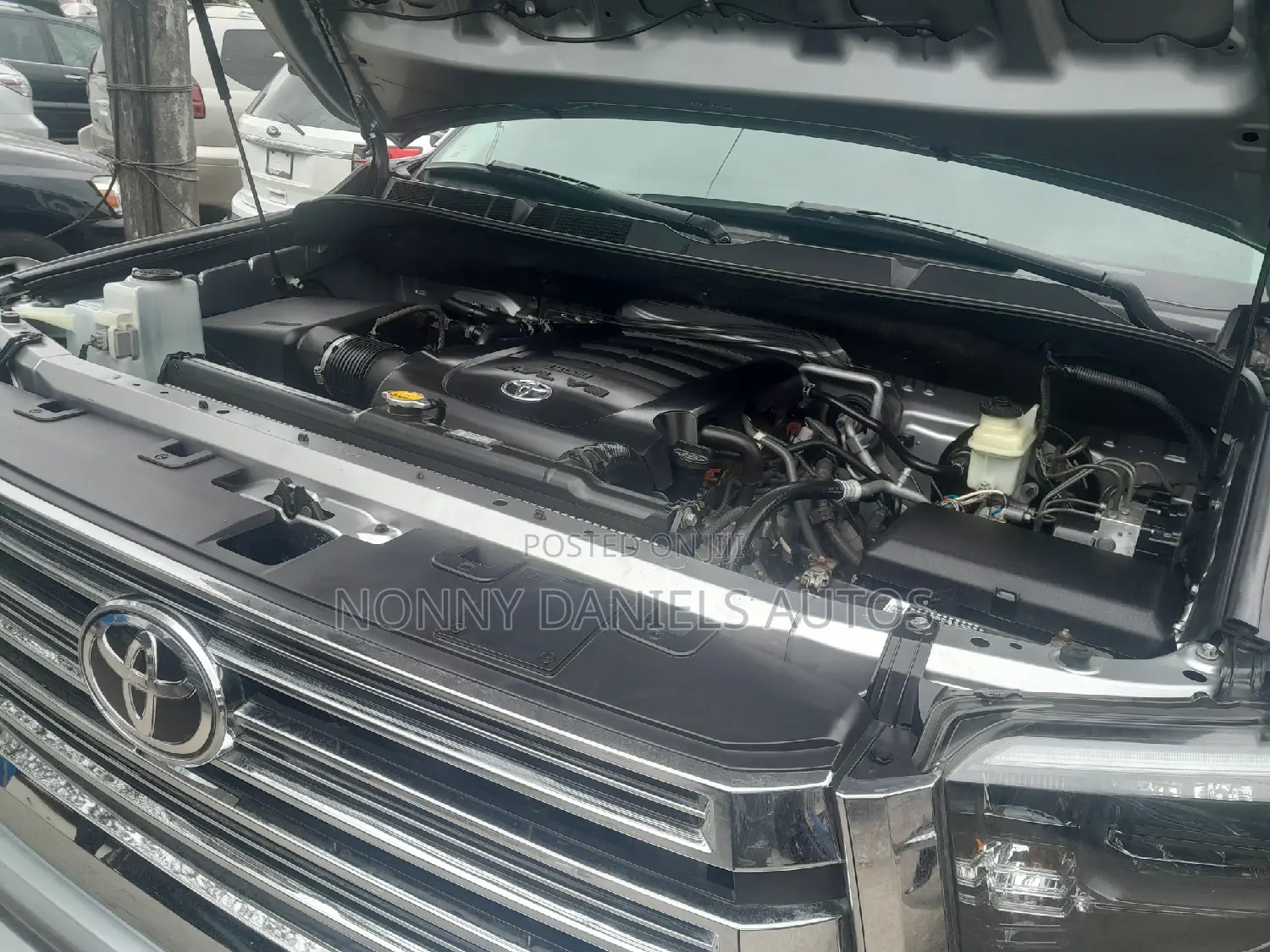 Toyota Sequoia 2015 Silver