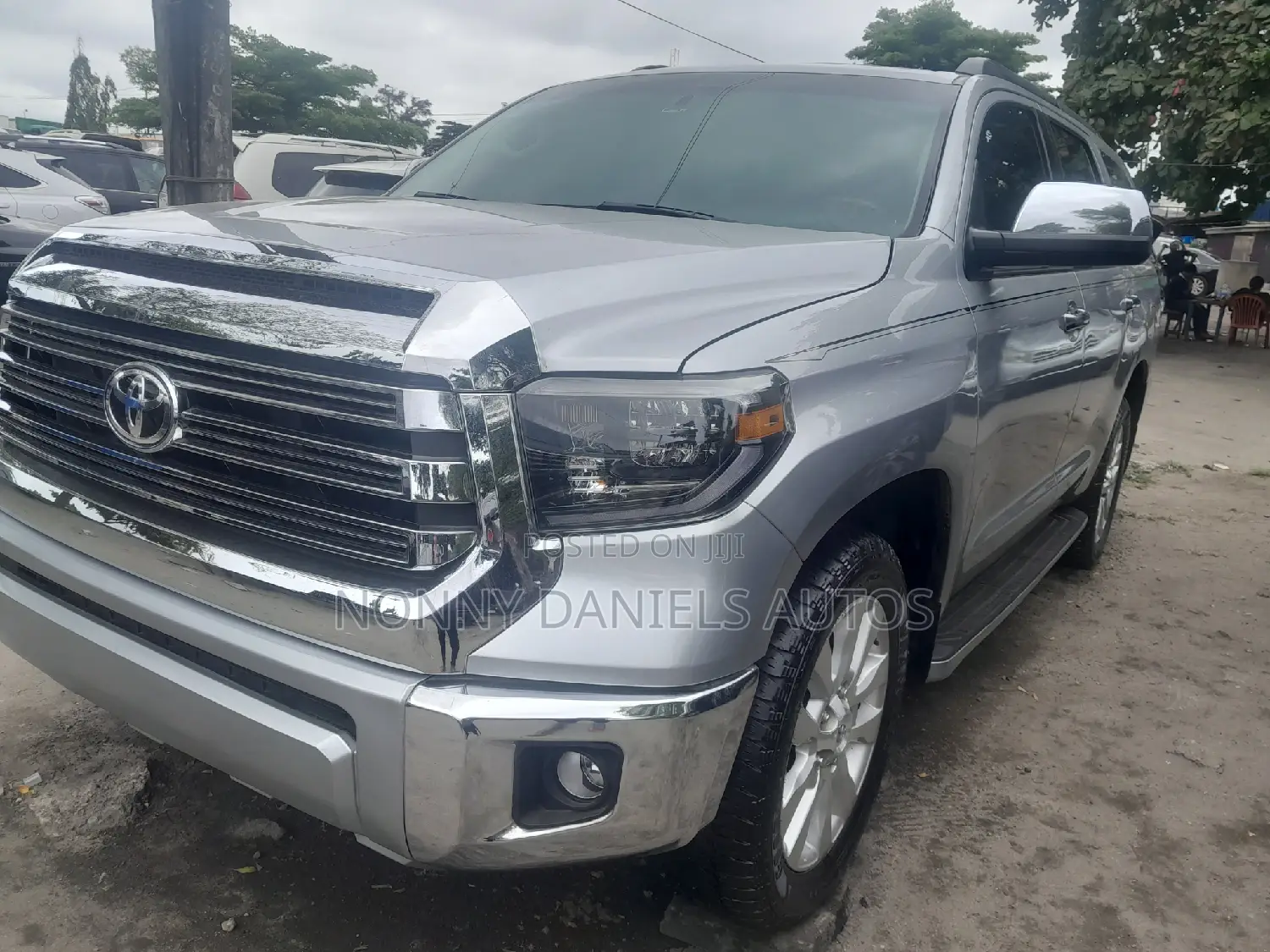 Toyota Sequoia 2015 Silver