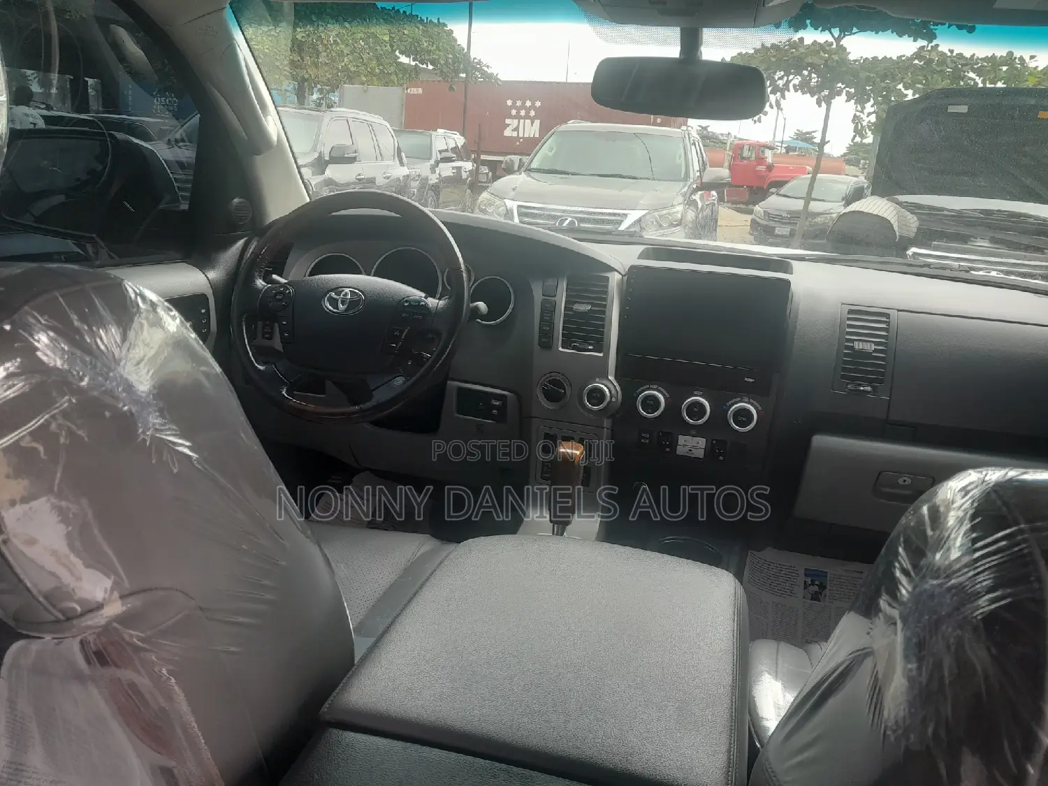 Toyota Sequoia 2015 Silver