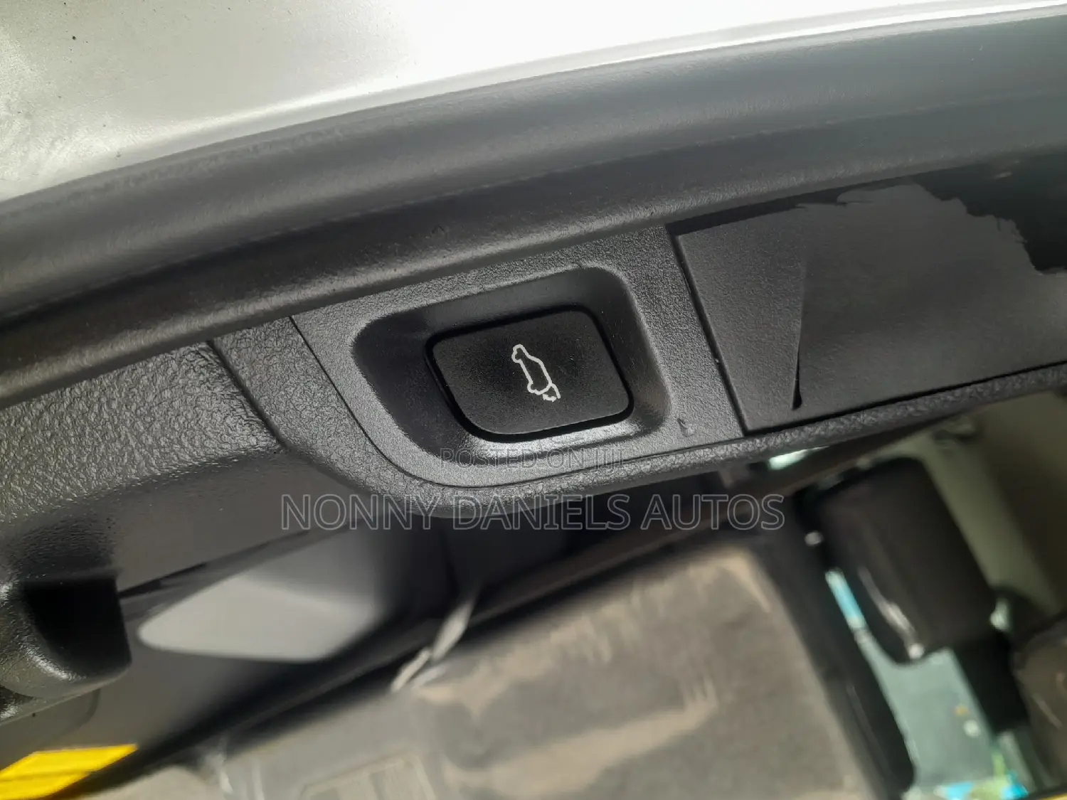 Toyota Sequoia 2015 Silver
